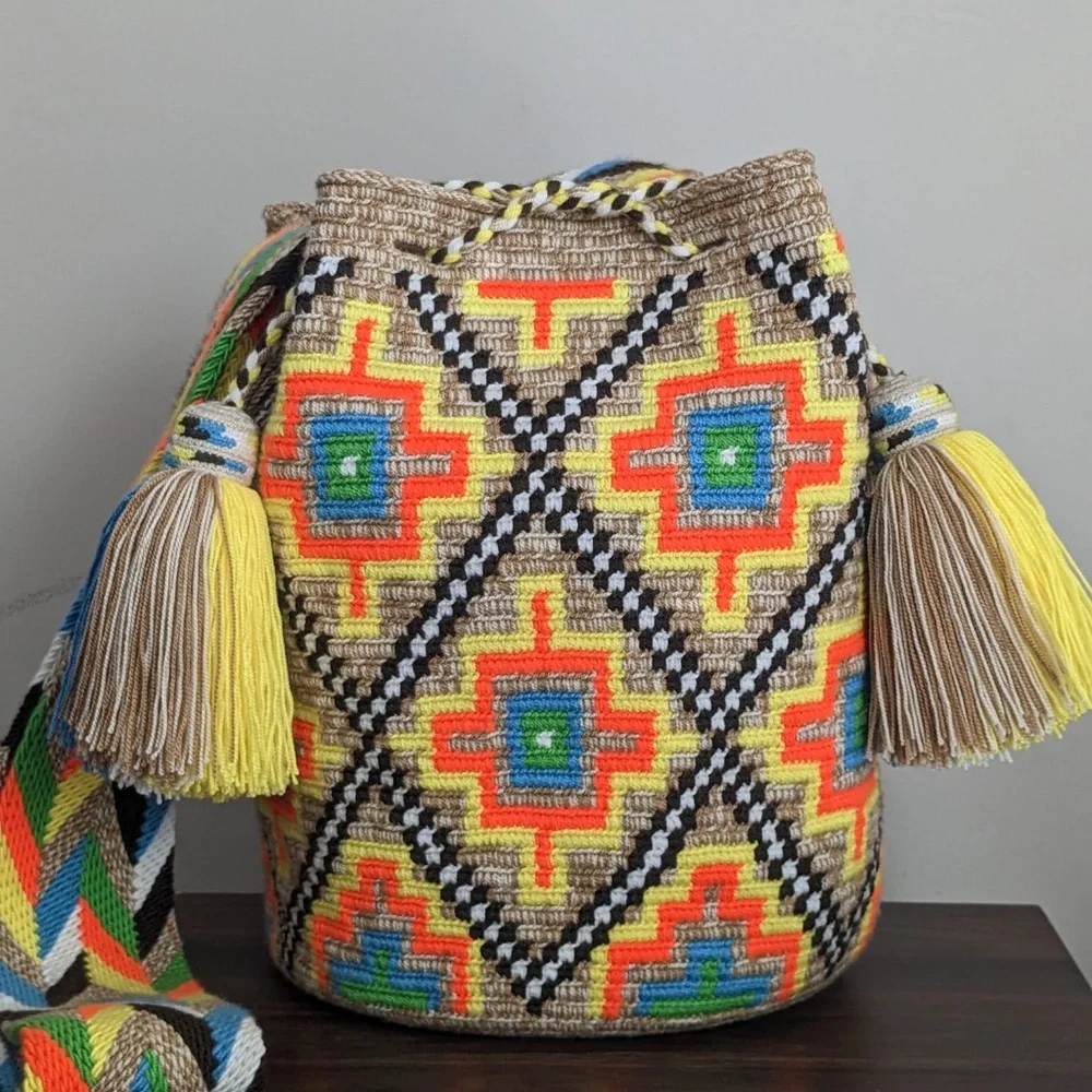 Authentic Wayuu Mochila Colombian Bag Large Size Colors matizada Autumn - Picture 6 of 6